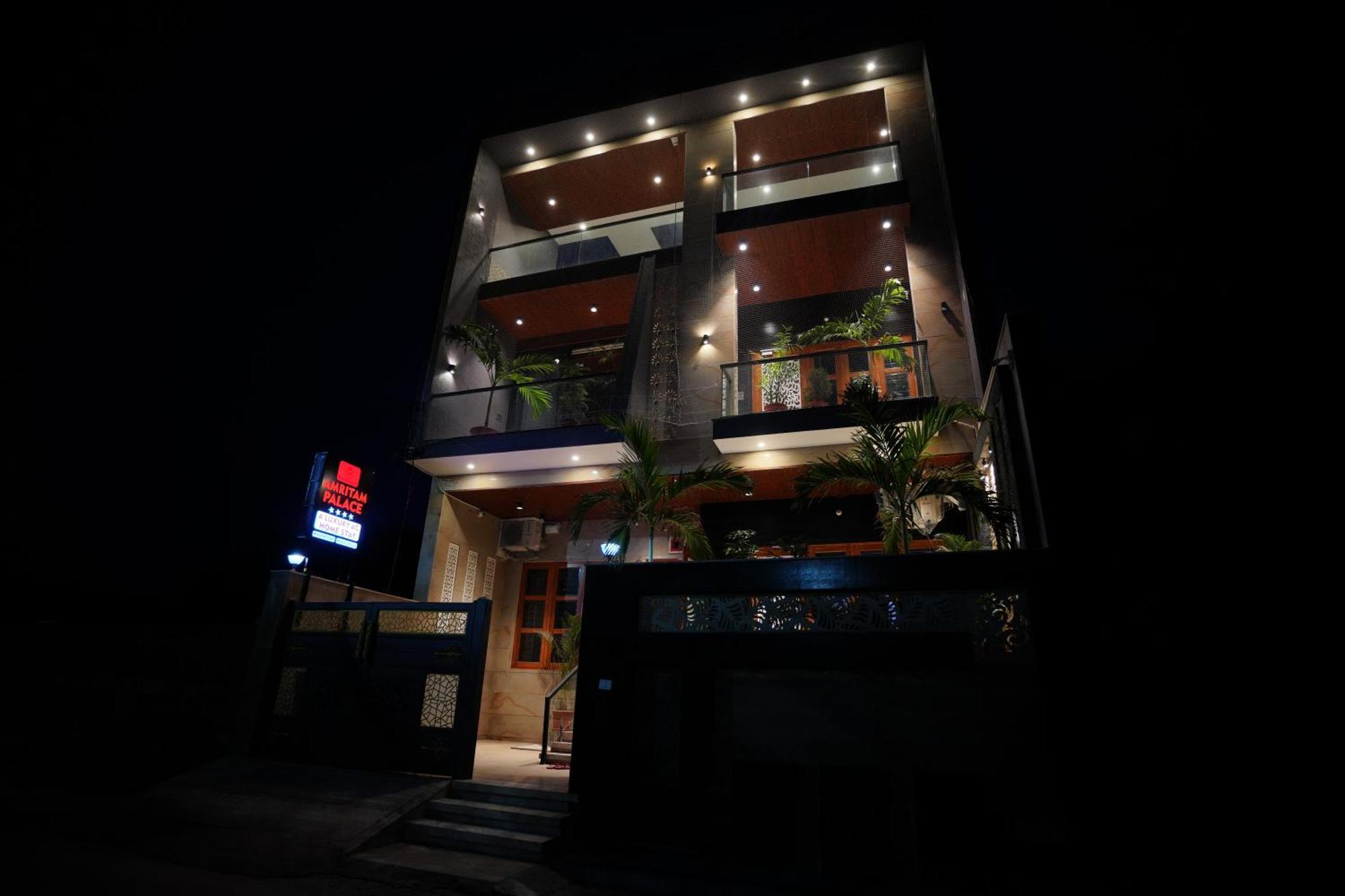 Amritam Palace A Luxury Ac Home Stay Ringas Exterior foto
