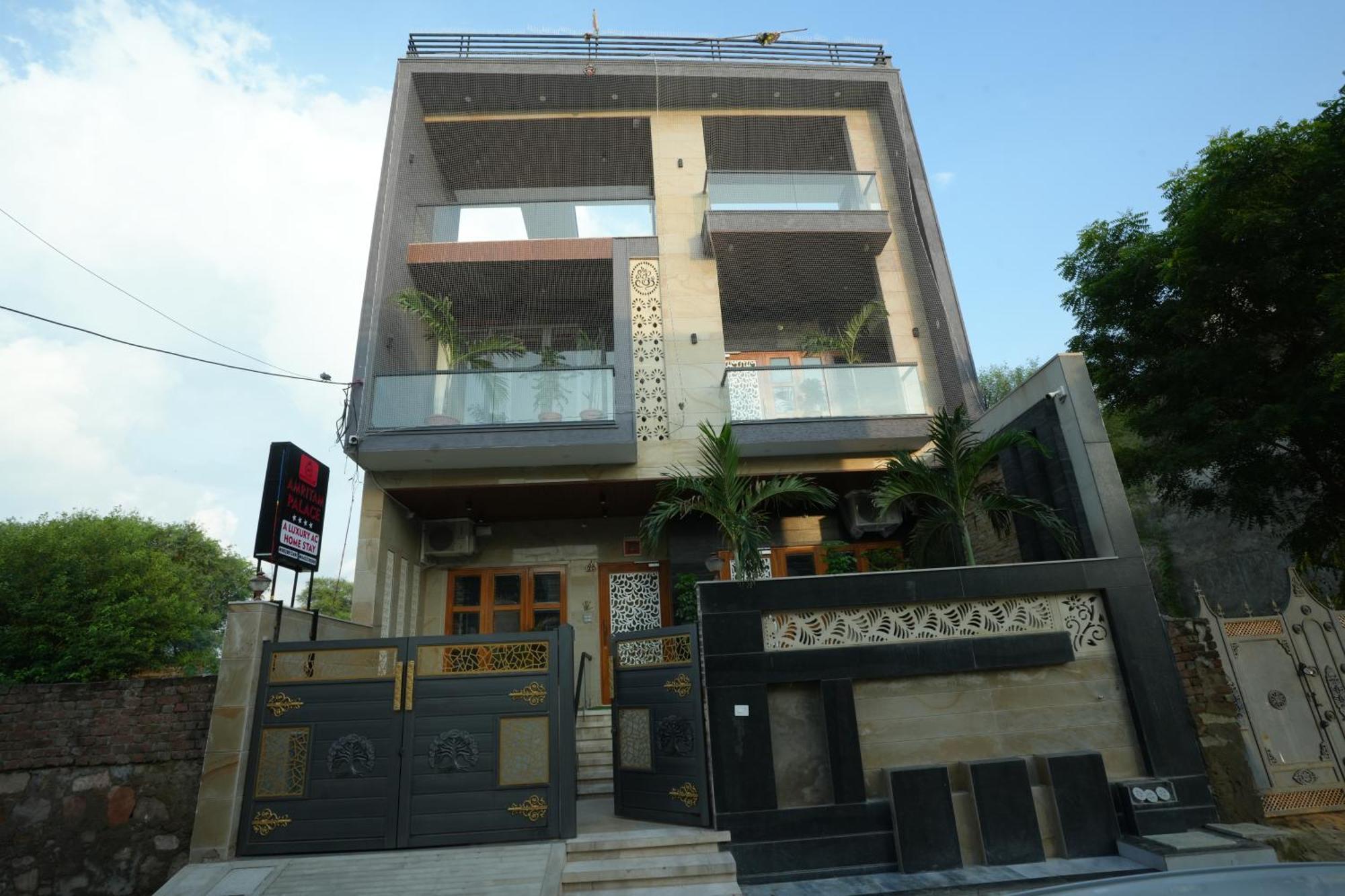 Amritam Palace A Luxury Ac Home Stay Ringas Exterior foto