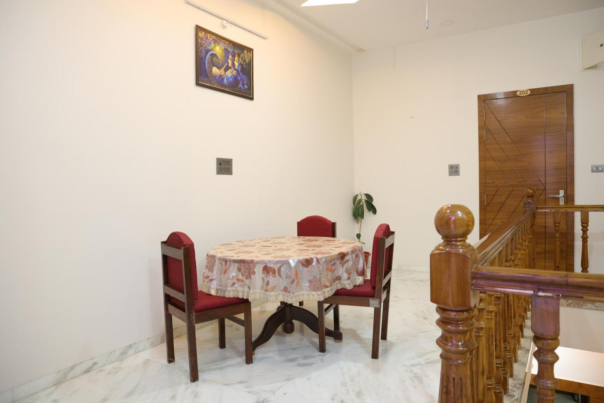 Amritam Palace A Luxury Ac Home Stay Ringas Exterior foto