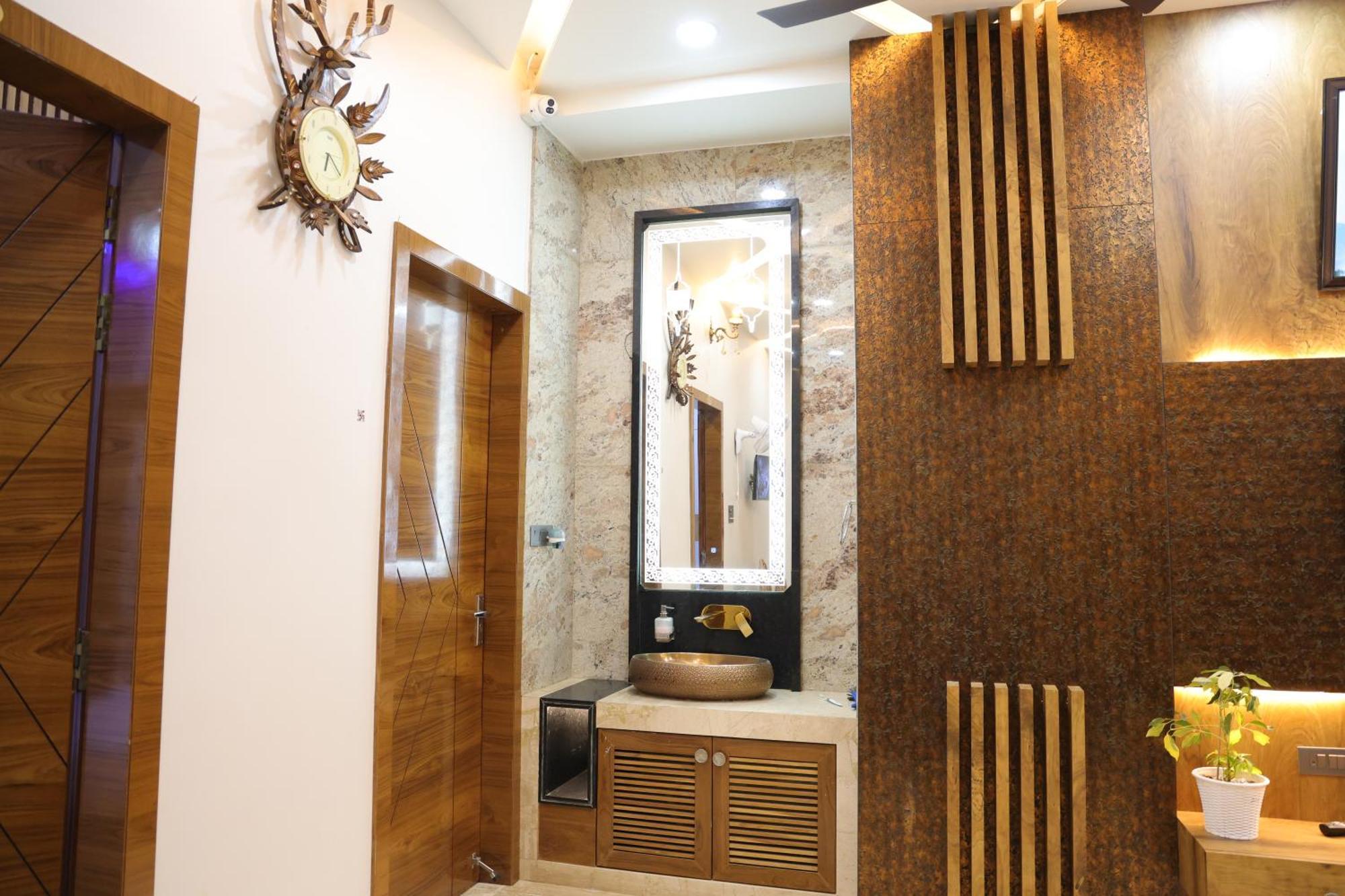 Amritam Palace A Luxury Ac Home Stay Ringas Exterior foto