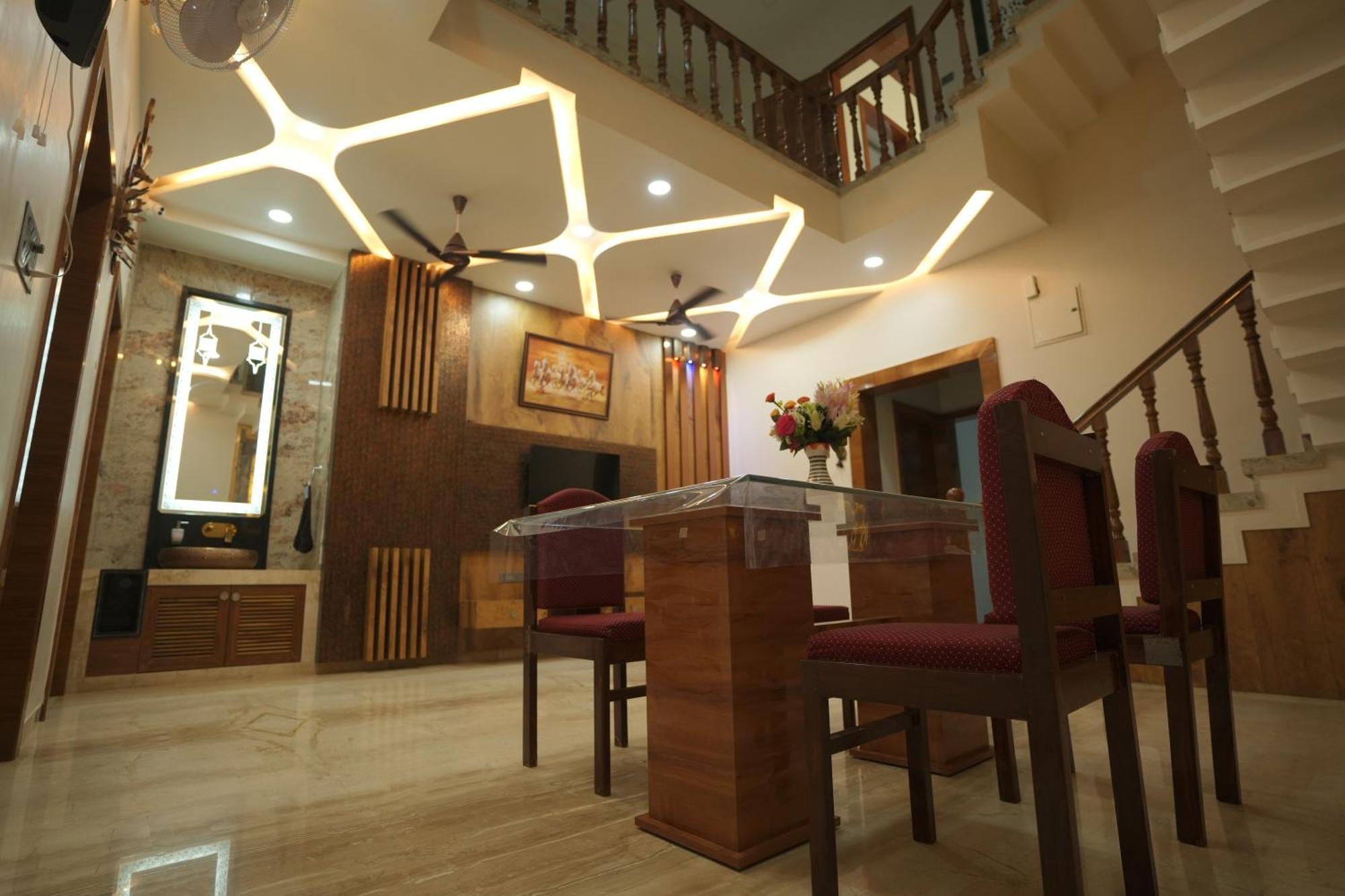 Amritam Palace A Luxury Ac Home Stay Ringas Exterior foto
