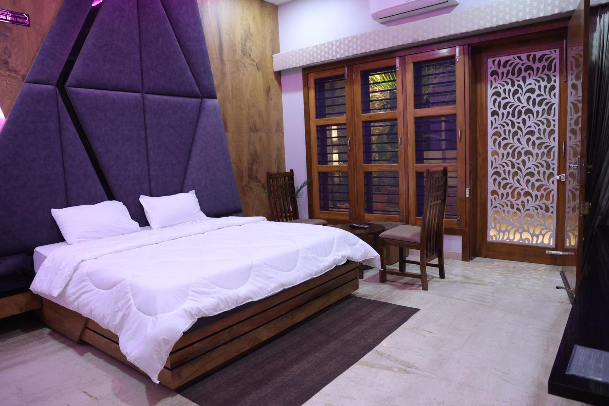 Amritam Palace A Luxury Ac Home Stay Ringas Exterior foto